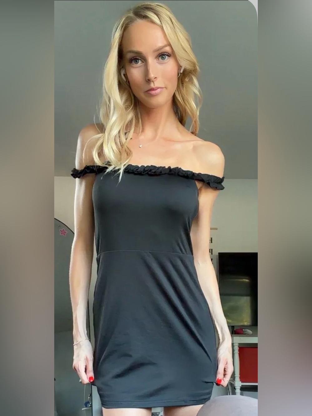 Beginning Boutique Off-Shoulder Black Women’s Dress with Ruffle Trim SIZE 6